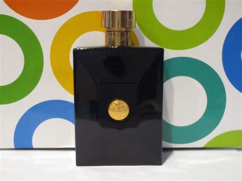 vietata la vendita versace perfume